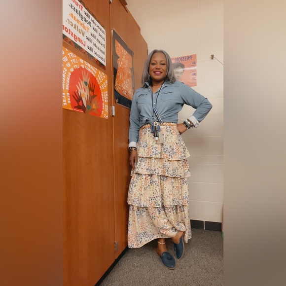 Meet your Posher, Tee - Picture 8 of 12